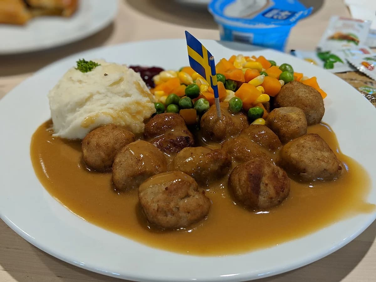 Almôndegas de frango assadas: 20 unidades: foto do prato pronto