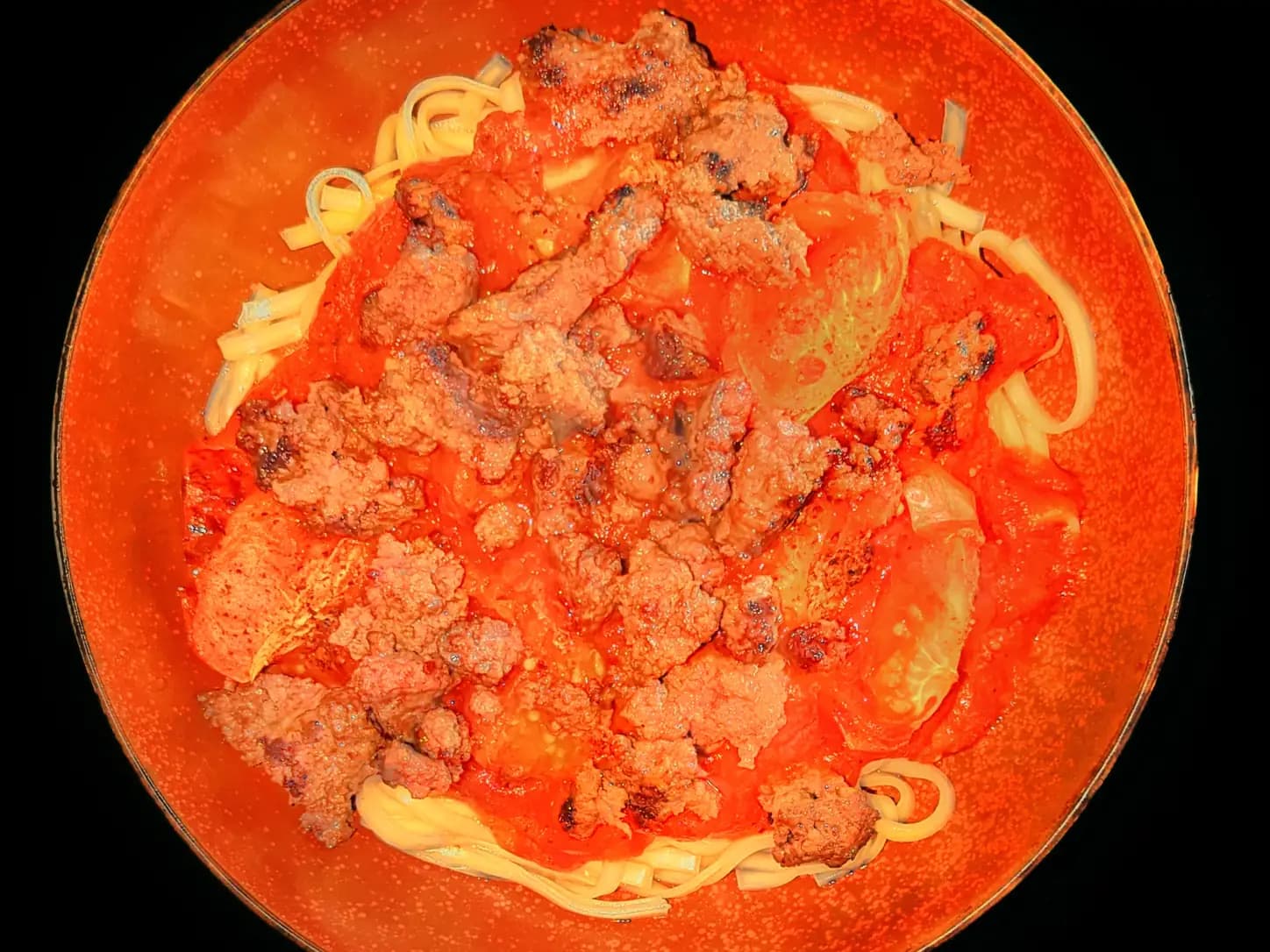 Carne Moída com Molho Vermelho Suculenta e Fácil: foto do prato pronto
