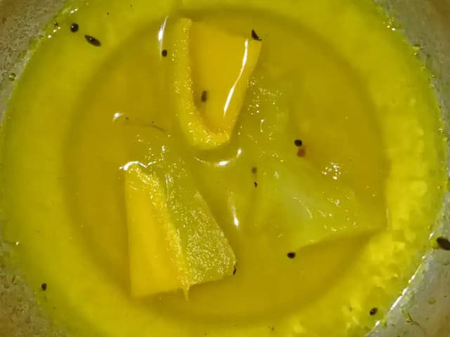 Chutney de manga Palmer com gengibre e cebola: prato pronto