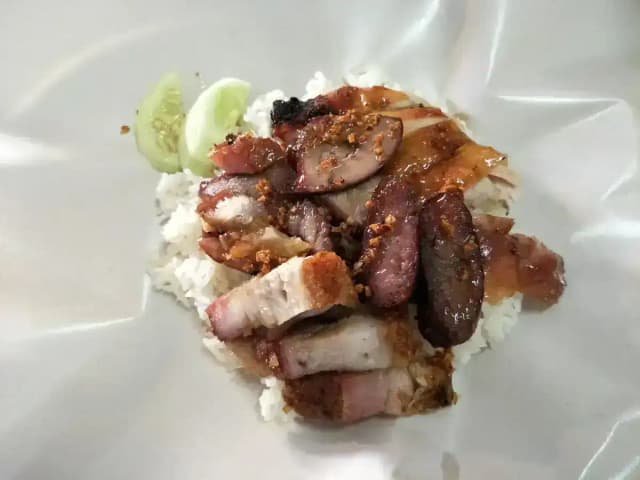 Barriga de Porco com Pele Crocante no Forno: prato pronto