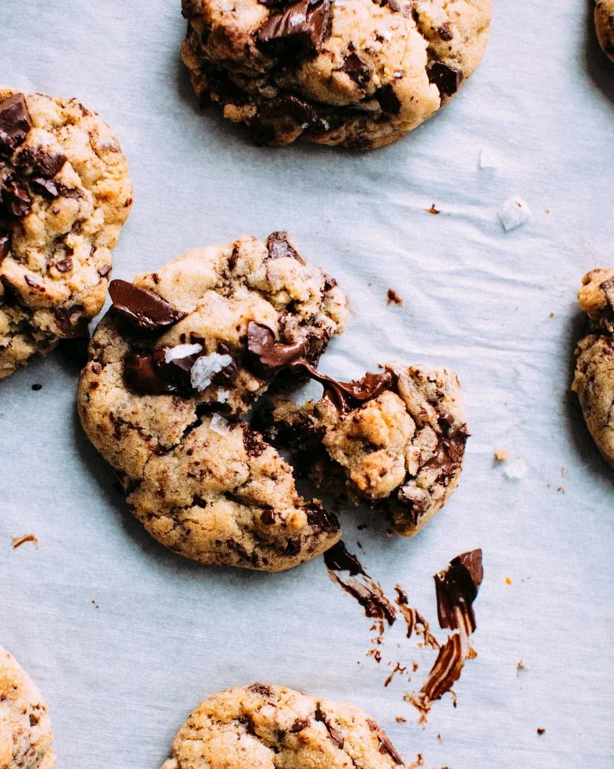 Cookies de Chocolate Sem Ovos (Crocantes nas Bordas e Macios no Meio): foto do prato pronto