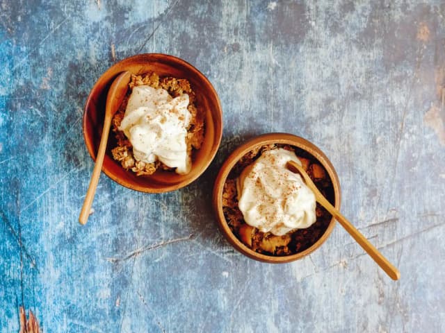 Como Deixar a Granola Crocante Novamente no Forno: prato pronto