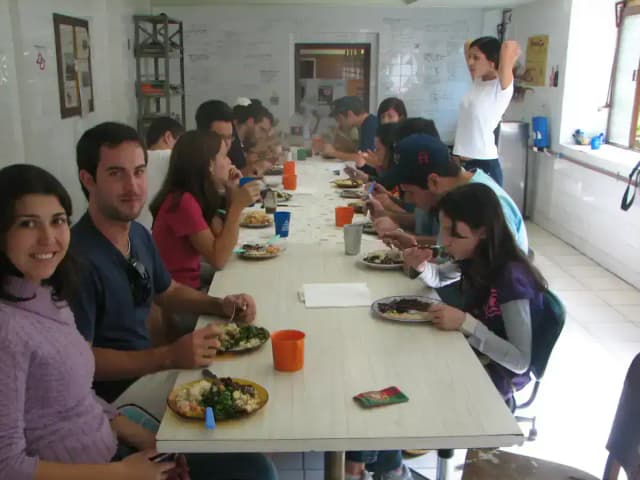 Feijoada para 2 Pessoas: Medida Exata de Carnes e Feijão: prato pronto