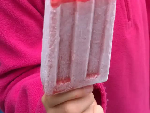 Geladinho de Morango com Pedacinhos: prato pronto