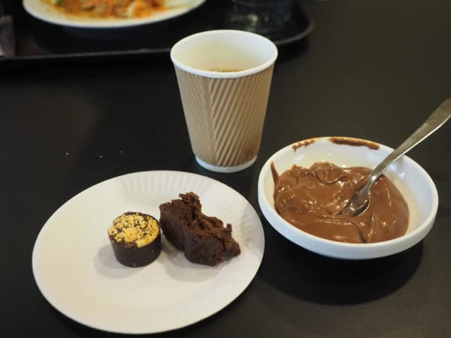 Mousse de Chocolate Fácil com Claras em Neve: prato pronto