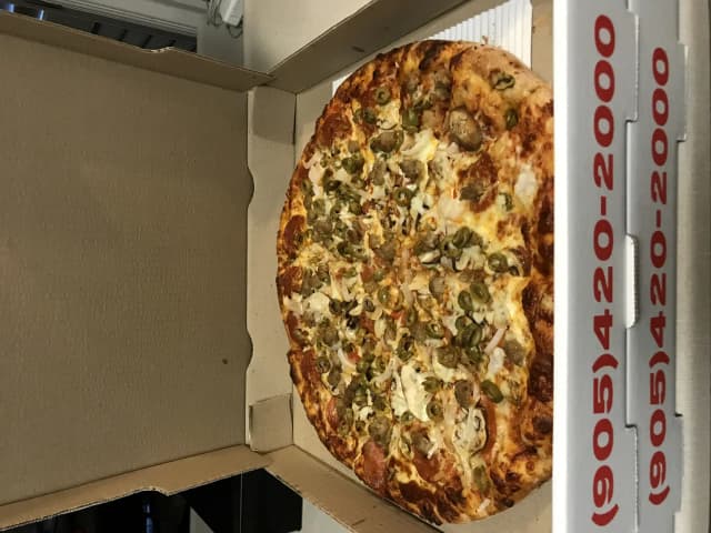 Pizza na Caixa de Papelão: Como Reaquecer com Segurança: prato pronto