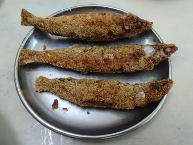 Sardinha Frita de Boteco Crocante com Fubá: Sequinha sem Encharcar: prato pronto