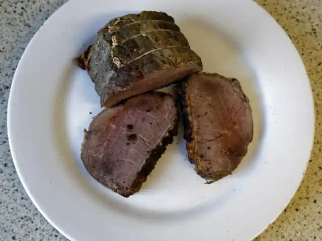 Como Temperar Carne para Assar na Airfryer: Marinada e Ponto Certo: prato pronto