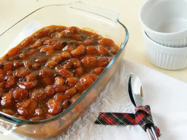 Doce de Banana Caseiro em Calda com Canela: Receita Fácil: prato pronto