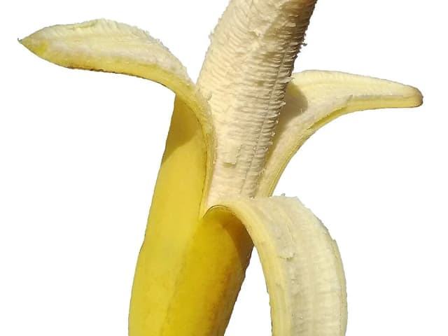 Doce de banana-prata com canela sem açúcar adicionado: prato pronto
