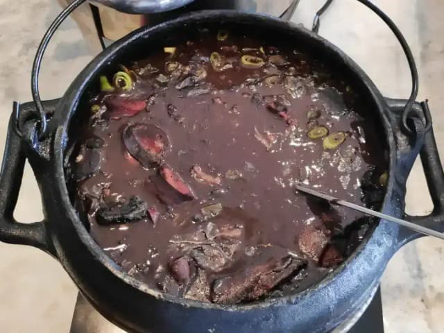 Qual a Melhor Linguiça para Feijoada? Paio, Calabresa e Proporção: prato pronto