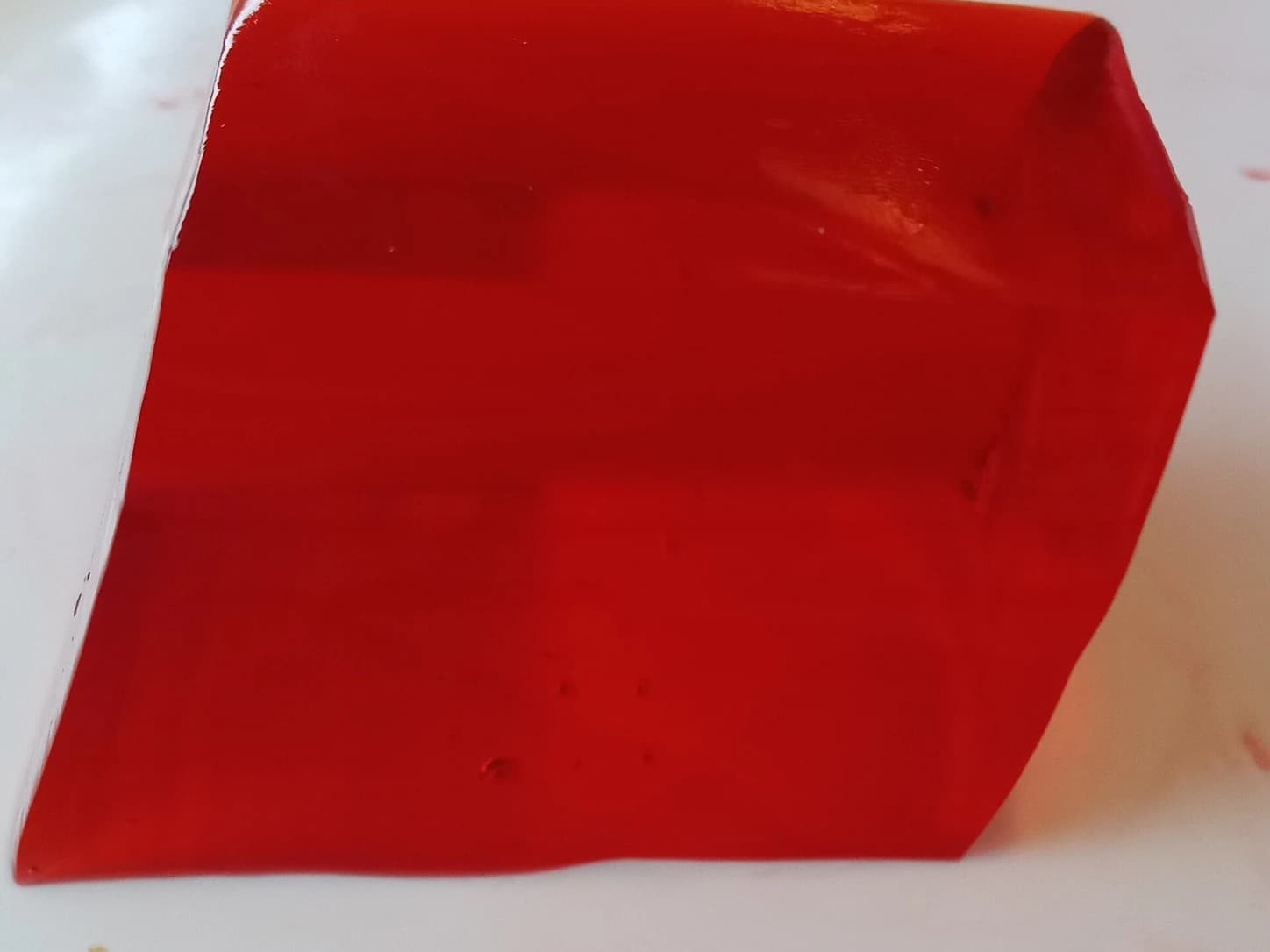 Mousse de gelatina com leite condensado: foto do prato pronto