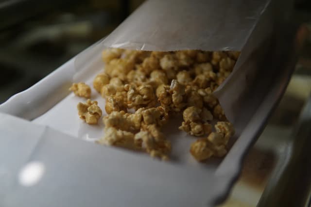 Pipoca Gourmet de Caramelo Crocante: prato pronto