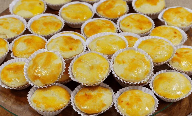 Deliciosas empadinhas caseiras prontas, receita de 100 empadinhas, perfeitas para festas e lanches.